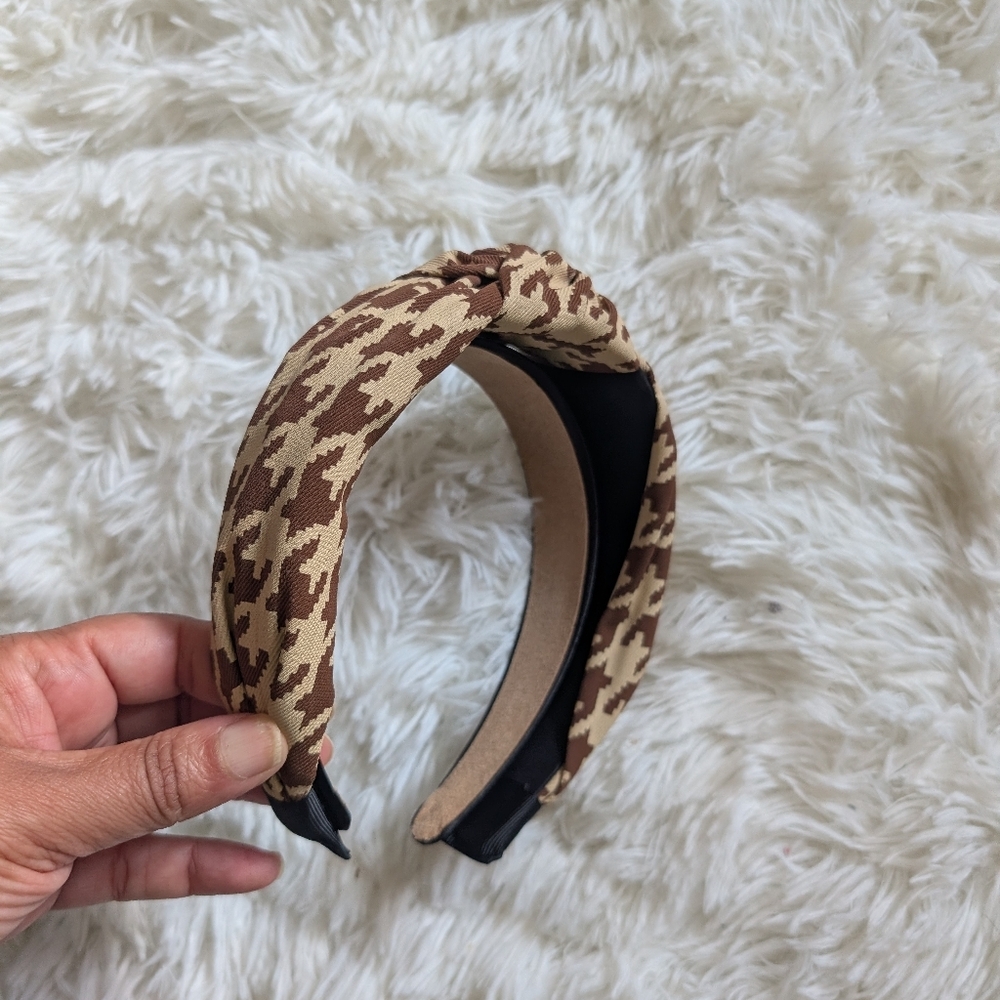 Brown and Tan Houndstooth Headband - Picture 2 of 5